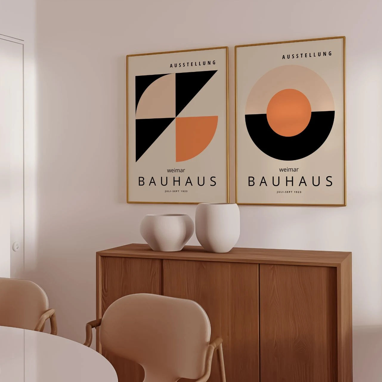 Set mit 2 Bauhaus-Terrakotta-Postern 