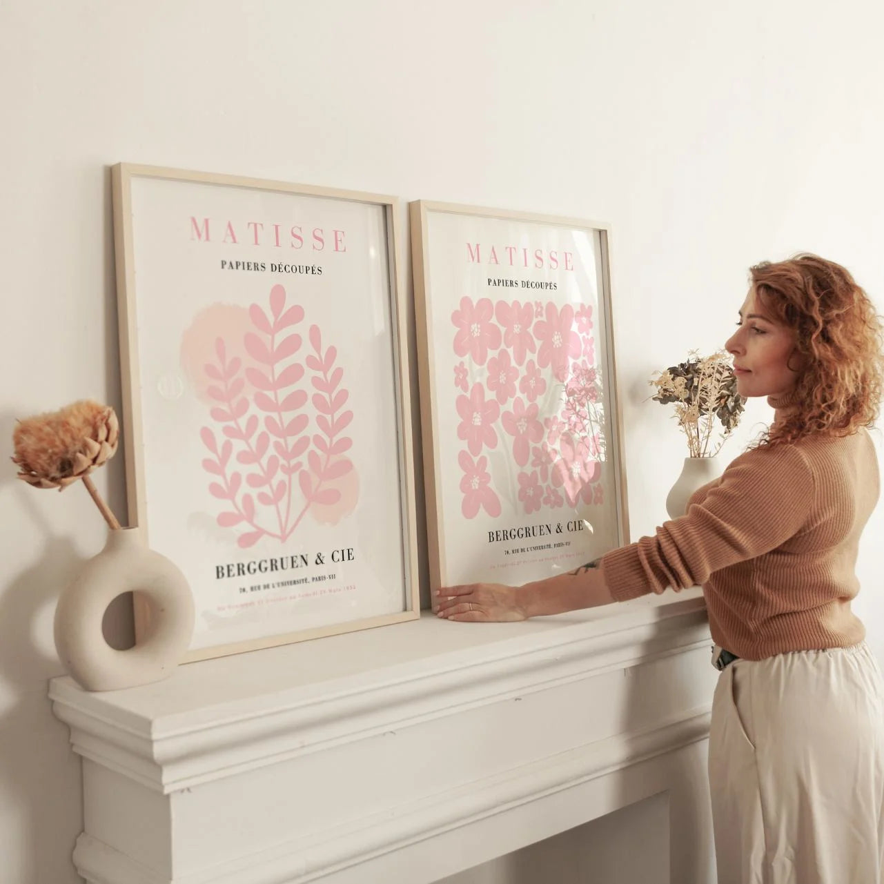 Set mit 2 Matisse-Postern – Rosa Blumenkompositionen 