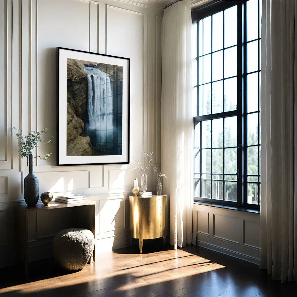 Das Poster „Der mächtige Wasserfall“