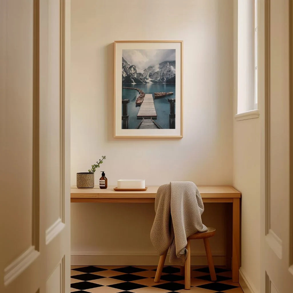 Posterbrücke über den Bergsee