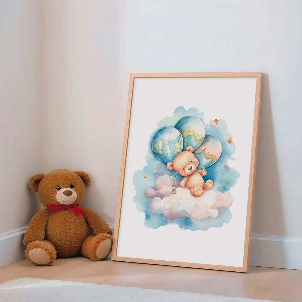 Aquarellposter eines Teddybären auf einer Wolke mit drei Ballons